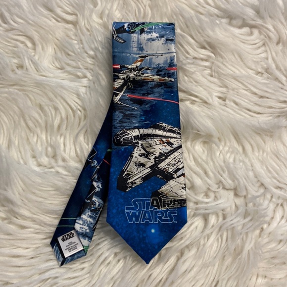 Star Wars Other - Star Wars Man Tie BNWOT wide 3” beautiful tie